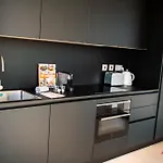 Your Luxury Retreat At Mercury Towers 아파트 Saint Julian's
