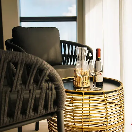 Your Luxury Retreat At Mercury Towers *