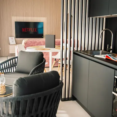 Апартаменты Your Luxury Retreat At Mercury Towers Сент Джулианс