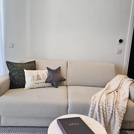 Your Luxury Retreat At Mercury Towers Saint Julian's